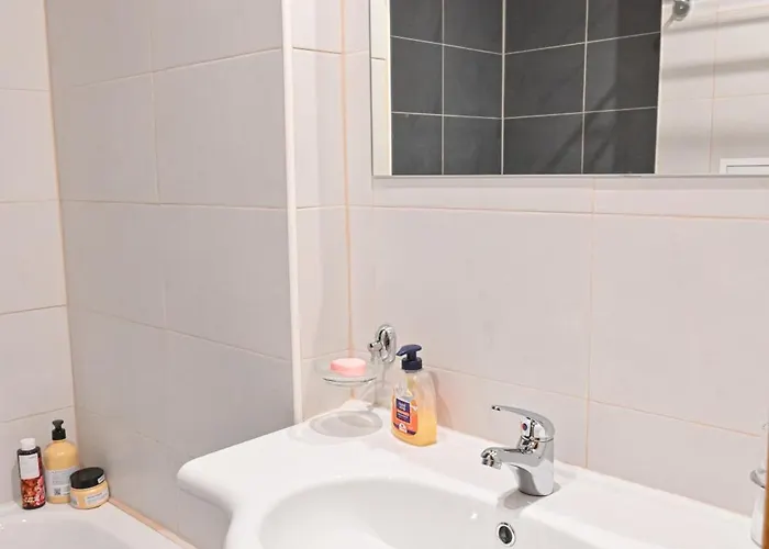 Cozy 1-bedroom In St Ivan By Flat Mаnаger דירה